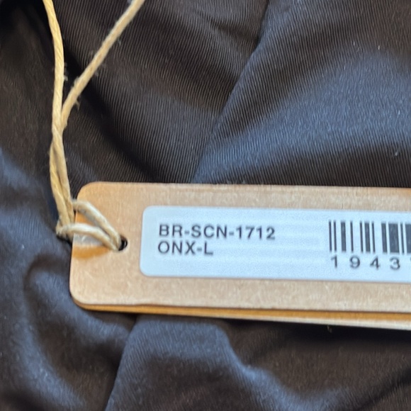 SKIMS FITS EVERYBODY RACERBACK BRALETTE ONYX - Picture 10 of 10